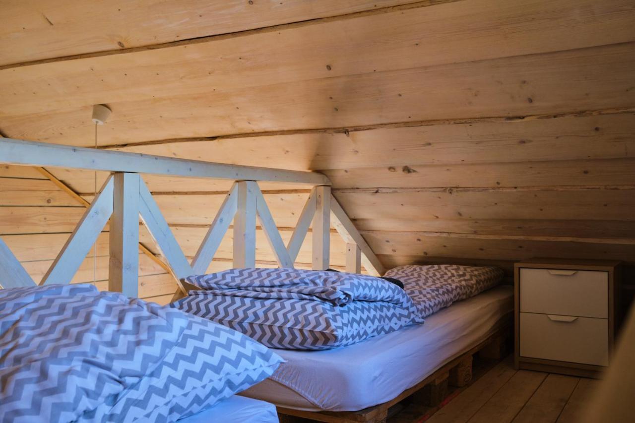Osada Kryspinow Hotel Cholerzyn Kültér fotó